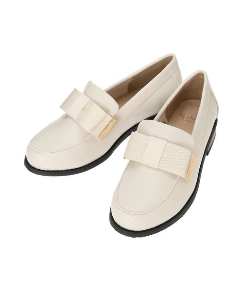 Te chichi TERRASSE（テチチテラス）の「リボンローファー（パンプス・レディース・ブラウン/ブラック/オフホワイト・M/L）」の12枚目の写真