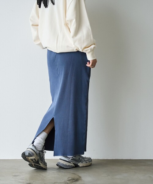 coen（コーエン）の「ピグメントリブイージーナロースカート（スカート・レディース・ロイヤルブルー/ダークグレー/ブラウン/ナチュラル・L/M）」の6枚目の写真