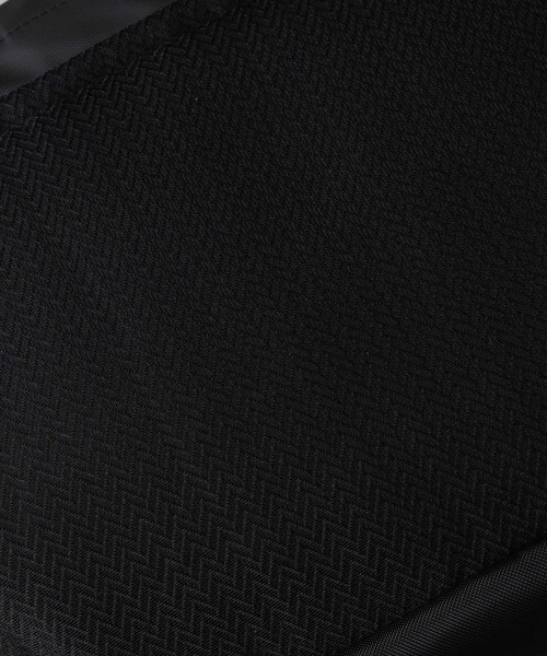 CAMP7（キャンプセブン）の「CAMP7(キャンプ7)ラージメッセンジャーバッグ（ショルダーバッグ・メンズ・ブラック・ONE SIZE）」の3枚目の写真