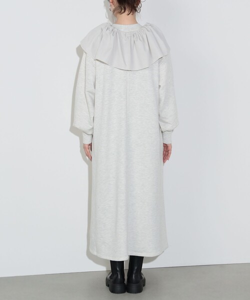 BEAMS HEART(ビームスハート)の「フリル付き スウェット ワンピース(ワンピース・レディース・ホワイト系その他5/チャコールグレー・FREE)」の11枚目の写真