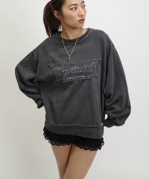 WHO'S WHO gallery（フーズフーギャラリー）の「【KOOKY'N/クーキー】BRONX パッチ刺繍スウェット（スウェット・レディース・ネイビー/チャコールグレー/ブラック・MEDIUM/LARGE）」の9枚目の写真
