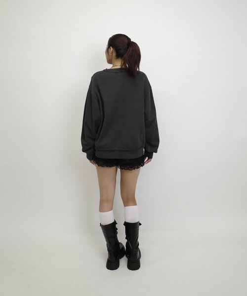 WHO'S WHO gallery（フーズフーギャラリー）の「【KOOKY'N/クーキー】BRONX パッチ刺繍スウェット（スウェット・レディース・ネイビー/チャコールグレー/ブラック・MEDIUM/LARGE）」の12枚目の写真
