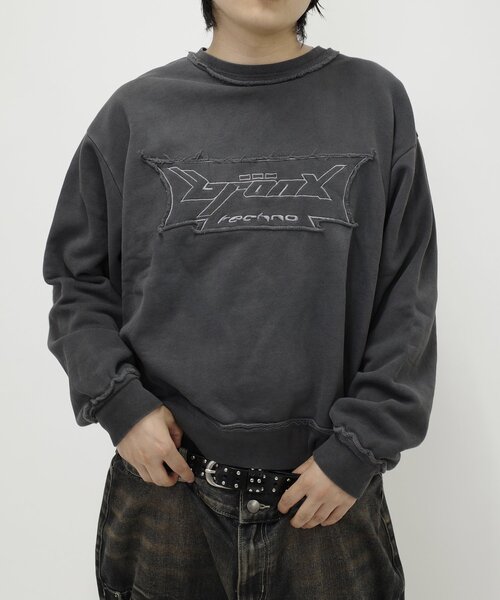 WHO'S WHO gallery（フーズフーギャラリー）の「【KOOKY'N/クーキー】BRONX パッチ刺繍スウェット（スウェット・レディース・ネイビー/チャコールグレー/ブラック・MEDIUM/LARGE）」の13枚目の写真
