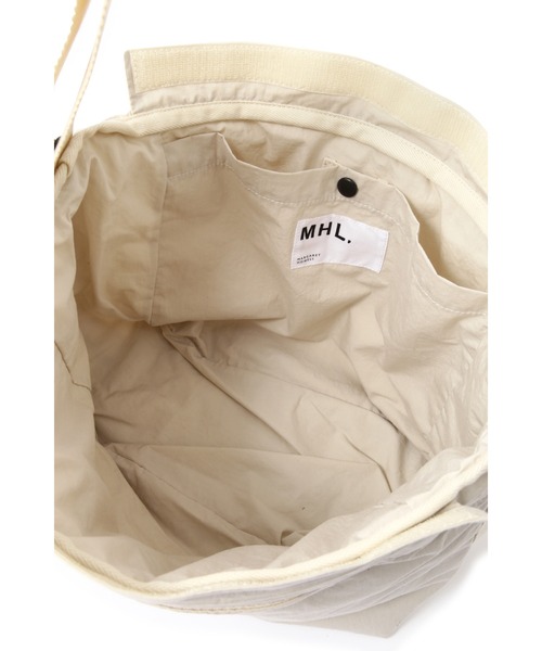 MHL.（エムエイチエル）の「MHL TUCKER BAG（ショルダーバッグ
