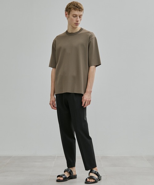 週末特価　美品　UNITED TOKYO アウトラスト キープクリース アウトラスト キープクリース 1タック ストレートパンツ