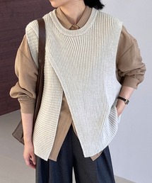 Alum'（アルム）の「クロスリブニットベスト（ベスト）」