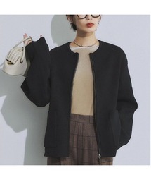 オーバーサイズ」に該当するノーカラージャケットファッション