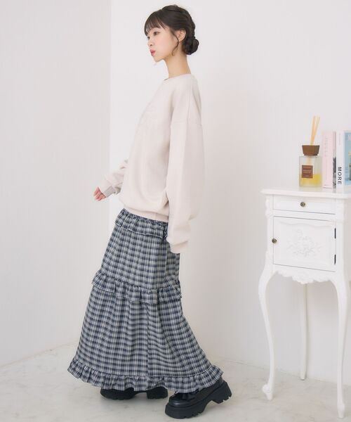 ems excite（エムズエキサイト）の「ビジューロゴBIGトレーナー（スウェット・レディース・ブルー/ナチュラル/チャコールグレー・FREE）」の5枚目の写真