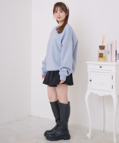 ems excite（エムズエキサイト）の「ビジューロゴBIGトレーナー（スウェット・レディース・ブルー/ナチュラル/チャコールグレー・FREE）」の20枚目の写真