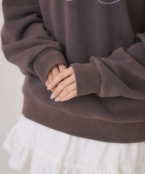 ems excite（エムズエキサイト）の「ビジューロゴBIGトレーナー（スウェット・レディース・ブルー/ナチュラル/チャコールグレー・FREE）」の11枚目の写真