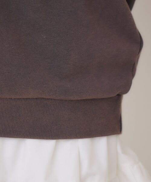 ems excite（エムズエキサイト）の「ビジューロゴBIGトレーナー（スウェット・レディース・ブルー/ナチュラル/チャコールグレー・FREE）」の10枚目の写真