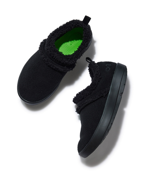 ROPE' PICNIC（ロペピクニック）の「【OOFOS/ウーフォス】Womens OOcOOzie Low/公式サイト限定（その他シューズ・レディース・ブラック・24.0cm/23.0cm）」の7枚目の写真