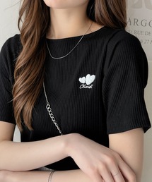 胸元にキュン。ハートサガラ刺繍テレコリブ素材ボートネックTシャツ(半袖)