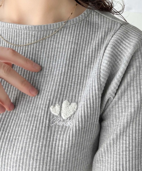 classicalelf(クラシカルエルフ)の「胸元にキュン。ハートサガラ刺繍テレコリブ素材ボートネックTシャツ(半袖)(Tシャツ/カットソー・レディース・チャコール/アイボリー/ブラック/オフホワイト/杢グレー・X-LARGE/SMALL/MEDIUM/LARGE)」の16枚目の写真
