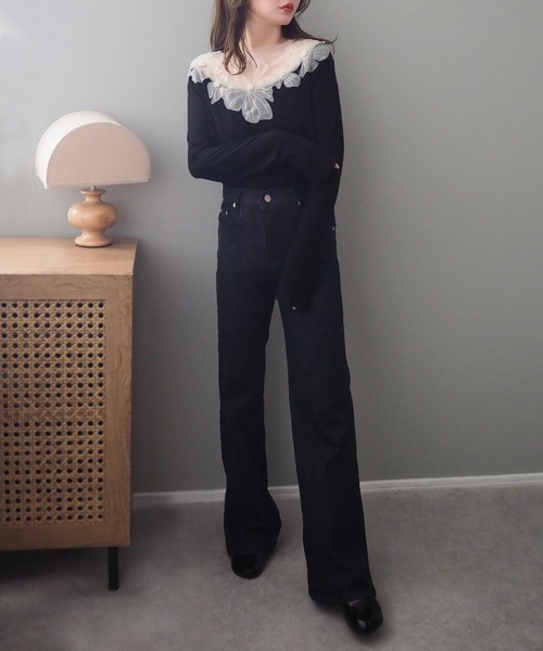 LAULEN（ローレン）の「sheer flower cut pullover /フラワーモチーフ シアー切り替え 長袖 プルオーバー（Tシャツ/カットソー・レディース・ブラック/アイボリー・FREE）」の3枚目の写真