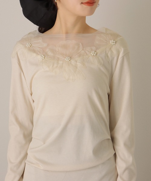 LAULEN（ローレン）の「sheer flower cut pullover /フラワーモチーフ シアー切り替え 長袖 プルオーバー（Tシャツ/カットソー・レディース・ブラック/アイボリー・FREE）」の8枚目の写真
