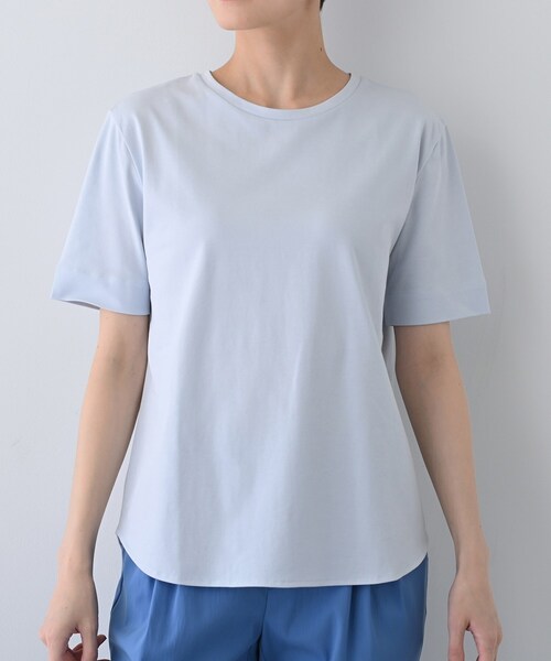 INDIVI（インディヴィ）の「【洗える】シンプルきれいめ無地Tシャツ（Tシャツ/カットソー・レディース・ホワイト/イエロー系その他/サックスブルー/チャコールグレー・38/34/05/15 /13/19）」の22枚目の写真