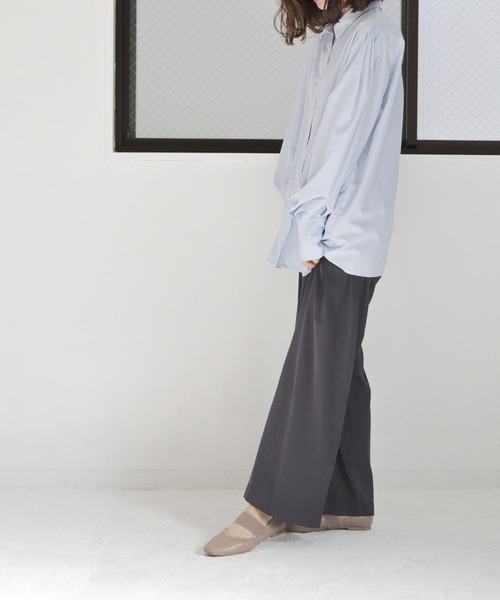 SOROTTO（ソロット）の「晴雨兼用 ゴムベルト付きレインパンプス/スクエアトゥ（レインシューズ・レディース・ブラック系その他/グレイッシュベージュ/ブラック・23.5cm/24.5cm/23.0cm/24.0cm/22.5cm）」の15枚目の写真