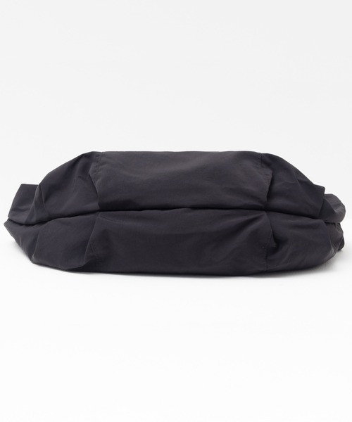 HusHusH（ハッシュアッシュ）の「【新色追加】HusHusH ハッシュアッシュ ギャザーショルダーバッグ（ショルダーバッグ・レディース・ブラック/グレー・フリー）」の22枚目の写真