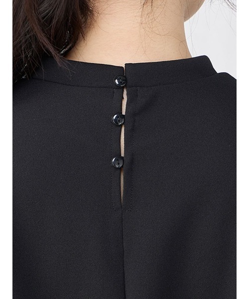 Perfect Suit FActory（パーフェクトスーツファクトリー）の「ブローチ付き　ピンタックワンピース　ブラック/ネイビー（ワンピース・レディース・ブラック/ネイビー・L/M）」の15枚目の写真