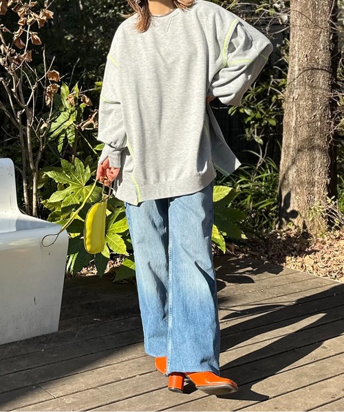 mi via loca(ミヴィアロカ)の「ウラケ リメイクデザイン ビッグシルエット スウェット(スウェット・レディース・ブラック/ピンク/アイボリー/トップグレー・FREE)」の18枚目の写真