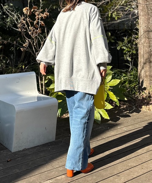 mi via loca(ミヴィアロカ)の「ウラケ リメイクデザイン ビッグシルエット スウェット(スウェット・レディース・ブラック/ピンク/アイボリー/トップグレー・FREE)」の17枚目の写真