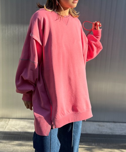 mi via loca(ミヴィアロカ)の「ウラケ リメイクデザイン ビッグシルエット スウェット(スウェット・レディース・ブラック/ピンク/アイボリー/トップグレー・FREE)」の6枚目の写真