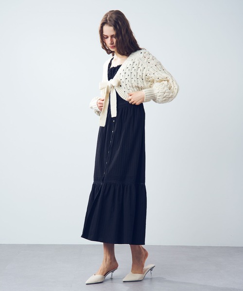 DEICY（デイシー）の「スパンコールケーブルリボンボレロ（カーディガン/ボレロ・レディース・ベビーピンク/アイボリー・FREE）」の4枚目の写真