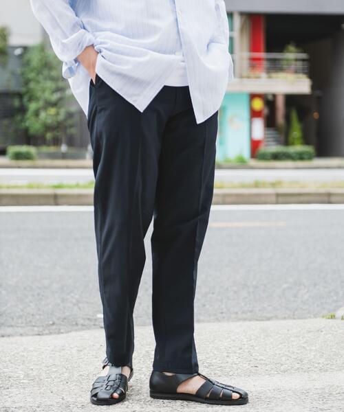 URBAN RESEARCH DOORS（アーバンリサーチドアーズ）の「『UR TECH DRYLUXE』『イージーケア/速乾/UVカット』テーパードパンツ（その他パンツ・メンズ・グリーン/ブラック/ネイビー/ベージュ系その他・SMALL/LARGE/MEDIUM/X-LARGE）」の11枚目の写真