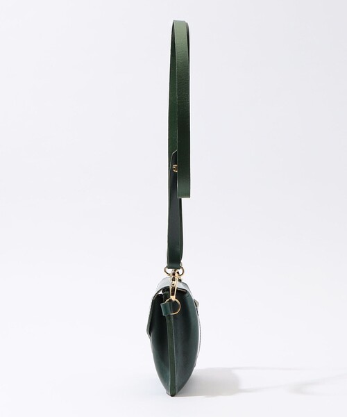 TOMORROWLAND （トゥモローランド）の「GLENROYAL ブライドルレザー ショルダーミニバッグ（ショルダーバッグ・メンズ・ブラック/グレイッシュベージュ/ブラウン/グリーン/パープル・FREE）」の7枚目の写真