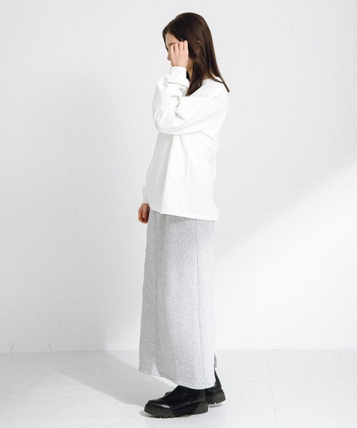 URBAN RESEARCH Sonny Label（アーバンリサーチサニーレーベル）の「カレッジロゴプリントロングTシャツ（Tシャツ/カットソー・レディース・オフホワイト/ピンク/スミクロ・FREE）」の6枚目の写真