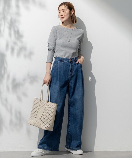 23区(ニジュウサンク)の「【SLOW/一部店舗限定】ラメリブジャージー ロングTシャツ(Tシャツ/カットソー・レディース・ライトグレー系/アイボリー系・40/38)」の5枚目の写真