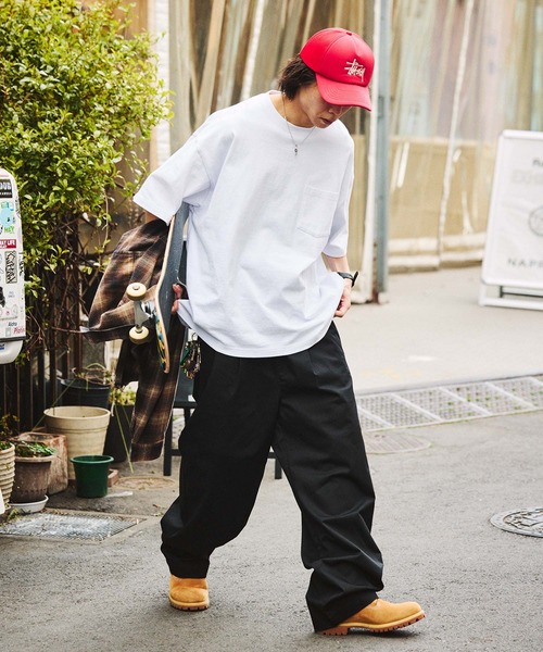 Dickies（ディッキーズ）の「限定展開 Dickies/ディッキーズ Dickies×FREAK'S STORE/ディッキーズ 別注 ワイドシルエット バレルレッグ ワークパンツ（チノパンツ・メンズ・ブラック系その他/ブラック/ダークインディゴブルー/ベージュ・LARGE/MEDIUM/SMALL）」の20枚目の写真