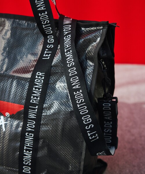 NANGA(ナンガ)の「NANGA × FREAK'S STORE/ナンガ × フリークスストア 別注 MULTI USE BAG マルチユース バッグ(トートバッグ・メンズ・ブラック・ONE SIZE)」の3枚目の写真