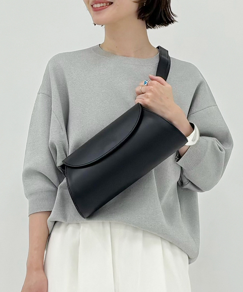 セール】AULENTTI/オウレンティ ショルダーバッグ スムース