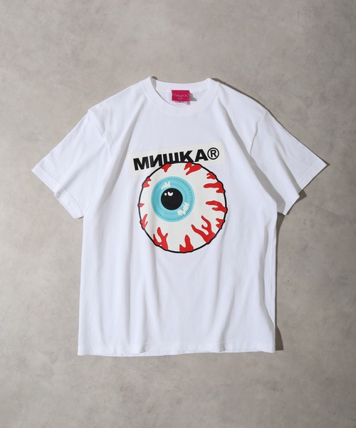 MISHKA（ミシカ）の「MISHKA TEE SHIRT ミシカ 半袖 Tシャツ（Tシャツ/カットソー・メンズ・ホワイト系3/ブラック系4/ホワイト系5/グレー/ブラック/ホワイト系/ホワイト系1/ホワイト系2/カーキ/ブラック系5/ブラック系/イエロー/イエロー系/ピンク系1/イエロー系1/ピンク系2/カーキ系/ベージュ/ホワイト/ピンク系/グリーン/ブラック系3/グリーン系/ホワイト系4/ホワイト系6/ブラック系2・XL/M/L）」の4枚目の写真