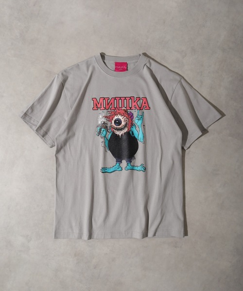 MISHKA（ミシカ）の「MISHKA TEE SHIRT ミシカ 半袖 Tシャツ（Tシャツ/カットソー・メンズ・ホワイト系3/ブラック系4/ホワイト系5/グレー/ブラック/ホワイト系/ホワイト系1/ホワイト系2/カーキ/ブラック系5/ブラック系/イエロー/イエロー系/ピンク系1/イエロー系1/ピンク系2/カーキ系/ベージュ/ホワイト/ピンク系/グリーン/ブラック系3/グリーン系/ホワイト系4/ホワイト系6/ブラック系2・XL/M/L）」の15枚目の写真
