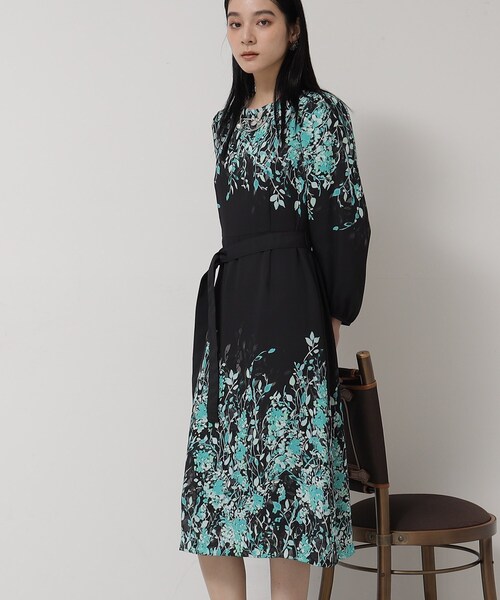 Sunauna（スーナウーナ）の「【&yours project／SS～L】パネル柄ワンピース（ワンピース・レディース・グレー系/ブラック系/ベージュ系・34/36/38/40）」の2枚目の写真