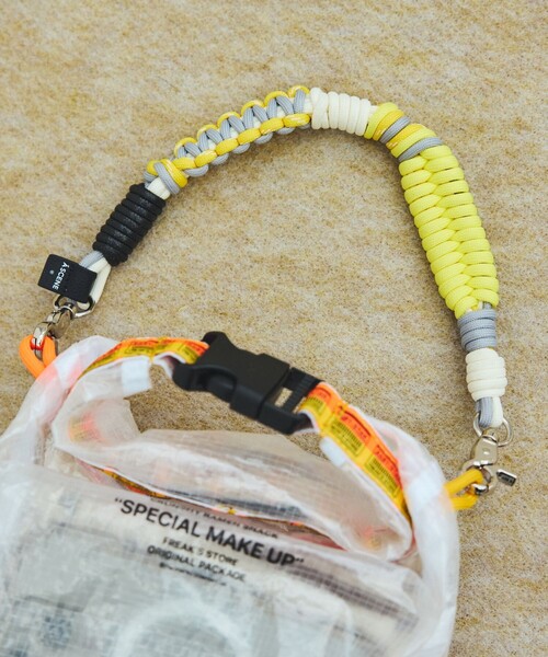 A SCENE(エーシーン)の「A SCENE/エーシーン DESIGN PARACORD STRAP デザインパラコードストラップ(スマホグッズ・レディース・ブラック/その他/シルバー/イエロー/ピンク・ONE SIZE)」の3枚目の写真