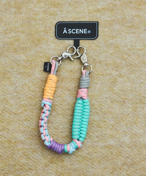 A SCENE(エーシーン)の「A SCENE/エーシーン DESIGN PARACORD STRAP デザインパラコードストラップ(スマホグッズ・レディース・ブラック/その他/シルバー/イエロー/ピンク・ONE SIZE)」の5枚目の写真