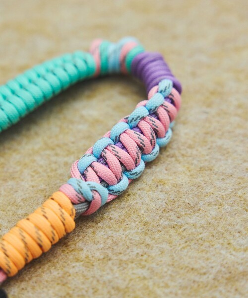 A SCENE(エーシーン)の「A SCENE/エーシーン DESIGN PARACORD STRAP デザインパラコードストラップ(スマホグッズ・レディース・ブラック/その他/シルバー/イエロー/ピンク・ONE SIZE)」の22枚目の写真