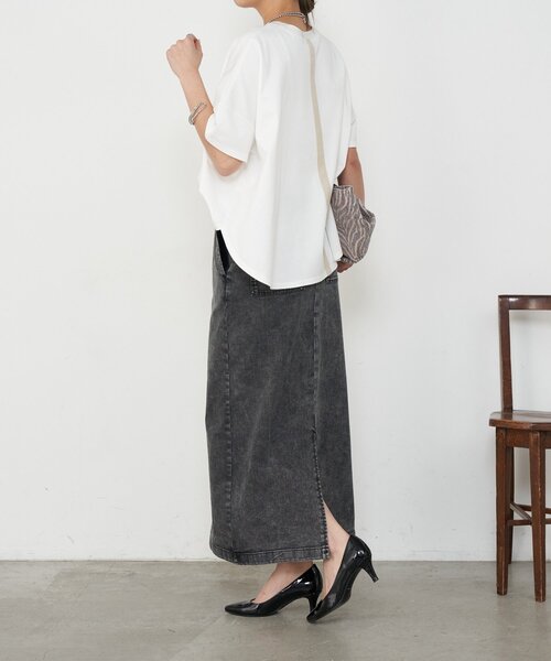 Jena espace merveilleux（ジェナ　エスパスメルヴェイユ）の「【ポンチョシルエットで可愛い／大人Tシャツ】バックテープカットソー（Tシャツ/カットソー・レディース・ライトグレー/チャコールグレー/オフホワイト・2/1）」の10枚目の写真