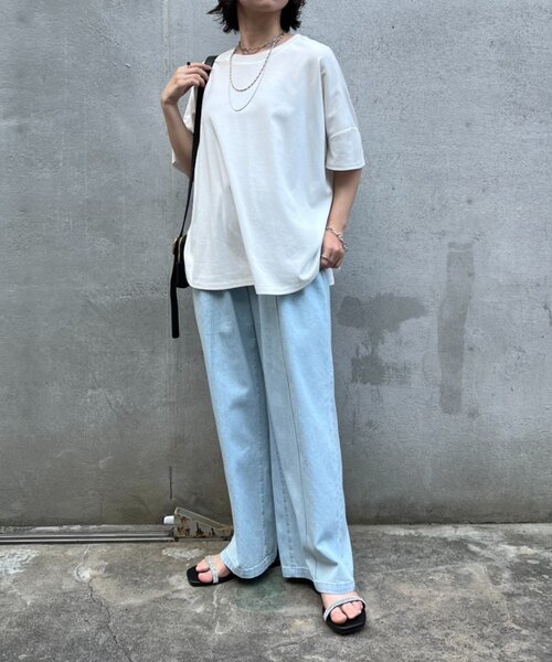 Jena espace merveilleux（ジェナ　エスパスメルヴェイユ）の「【ポンチョシルエットで可愛い／大人Tシャツ】バックテープカットソー（Tシャツ/カットソー・レディース・ライトグレー/チャコールグレー/オフホワイト・2/1）」の12枚目の写真