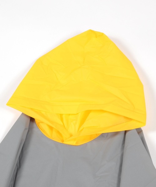 niko and...(ニコアンド)の「【CITY CREEK】EVAレインポンチョ(その他雑貨・レディース・グリーン/ブラック/グレー・0)」の4枚目の写真