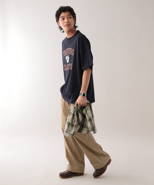 居酒屋えぐざいる カレッジロゴTシャツ RAMPAGE  Lサイズ LOVE HAS NO LIMITチャリティグッズ第三弾 SNS世代が注目する