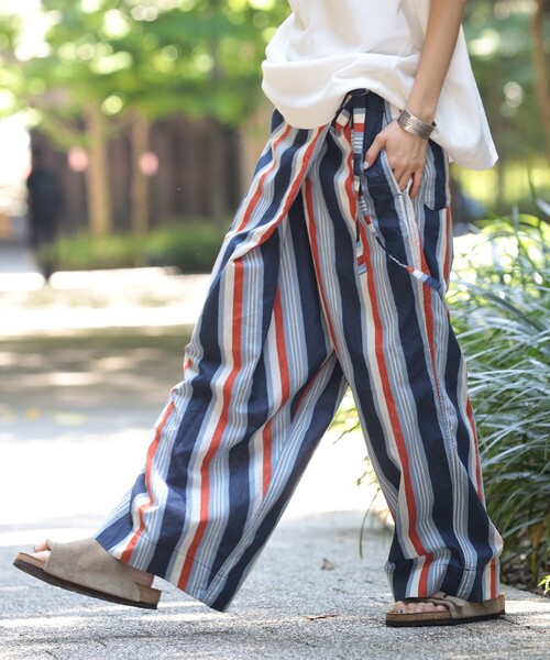 BEAMS BOY(ビームスボーイ)の「ボーイ マルチストライプ パンツ(その他パンツ・レディース・ベージュ/ネイビー・ONE SIZE)」の6枚目の写真