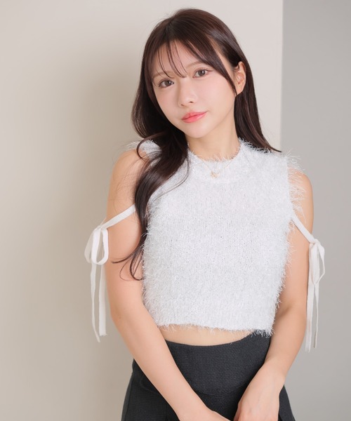 LIPSERVICE(リップサービス)の「ドロップリボンサマーシャギーノースリニット(ニット/セーター・レディース・ブラック/パープル/ホワイト/ピンク・FREE)」の2枚目の写真