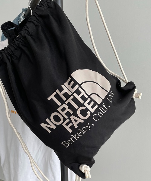THE NORTH FACE(ザノースフェイス)の「【THE NORTH FACE】BIG LOGO STRING BAG(バックパック/リュック・レディース・ブラック/アイボリー/オレンジ/パープル/ピンク/グリーン・FREE)」の10枚目の写真