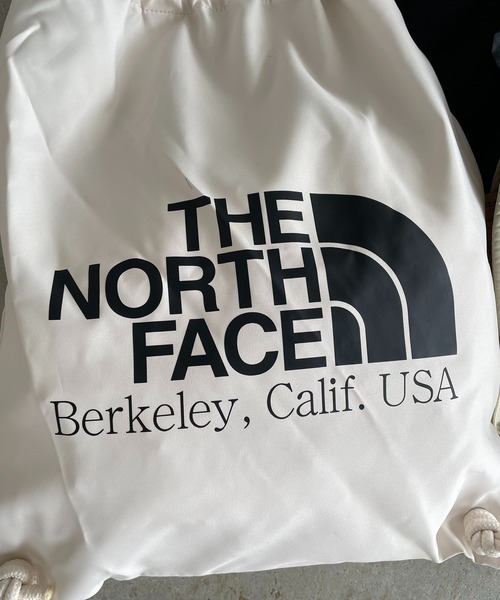 THE NORTH FACE(ザノースフェイス)の「【THE NORTH FACE】BIG LOGO STRING BAG(バックパック/リュック・レディース・ブラック/アイボリー/オレンジ/パープル/ピンク/グリーン・FREE)」の8枚目の写真