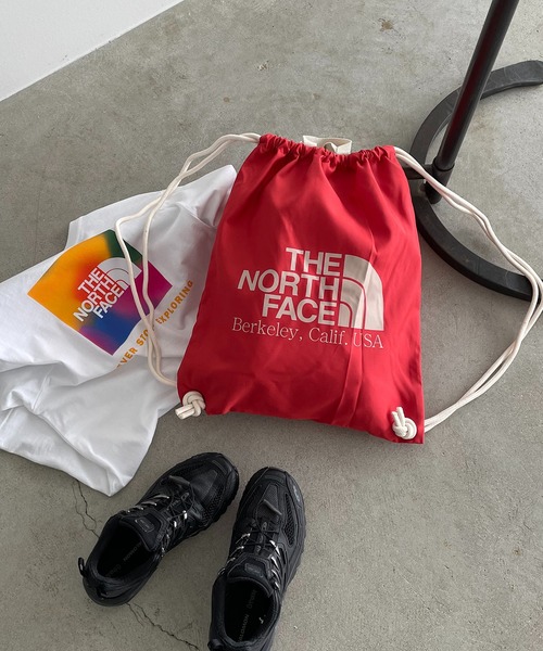 THE NORTH FACE(ザノースフェイス)の「【THE NORTH FACE】BIG LOGO STRING BAG(バックパック/リュック・レディース・ブラック/アイボリー/オレンジ/パープル/ピンク/グリーン・FREE)」の18枚目の写真